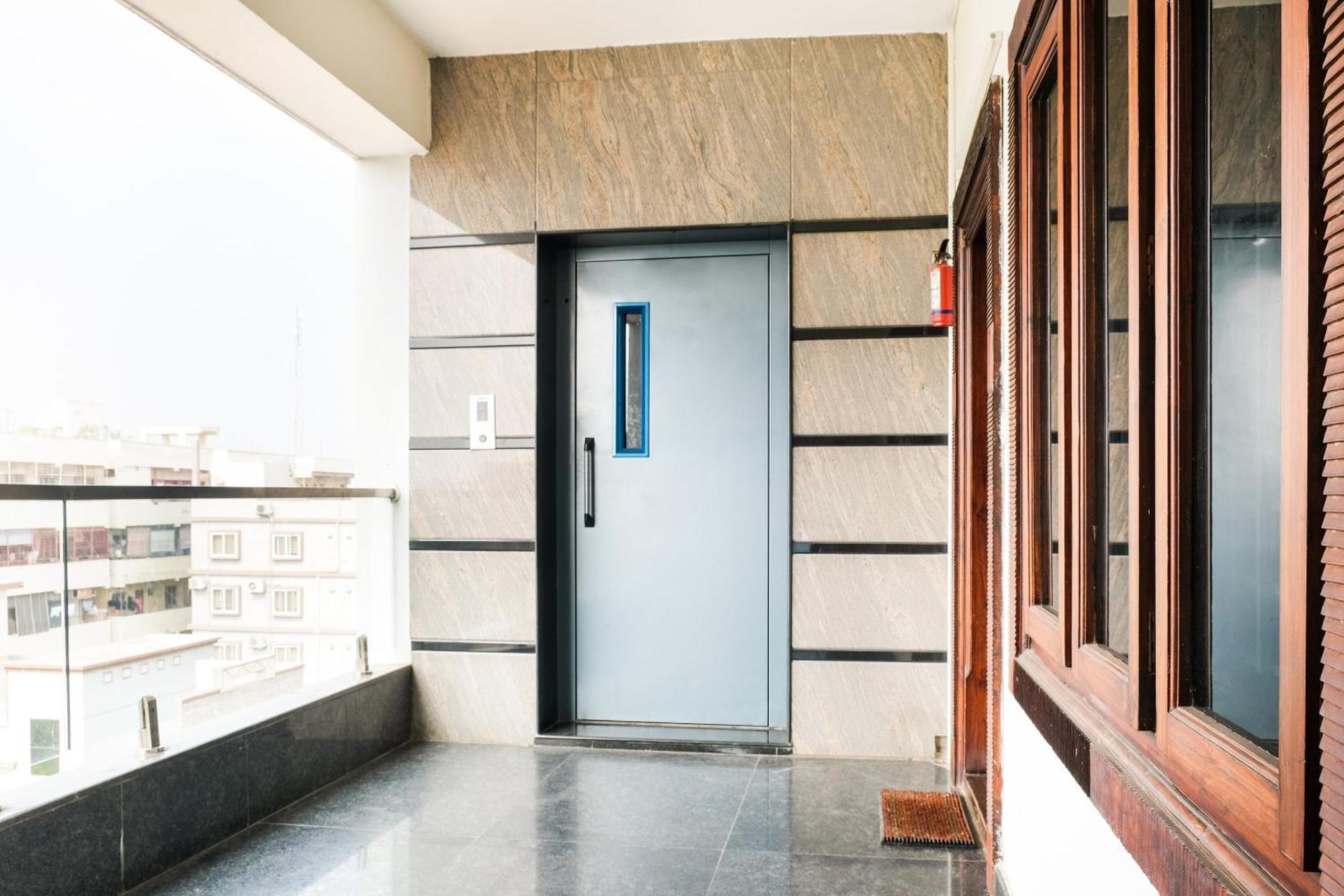Hotel O Karthikeya Pride Vijayawāda Exterior photo