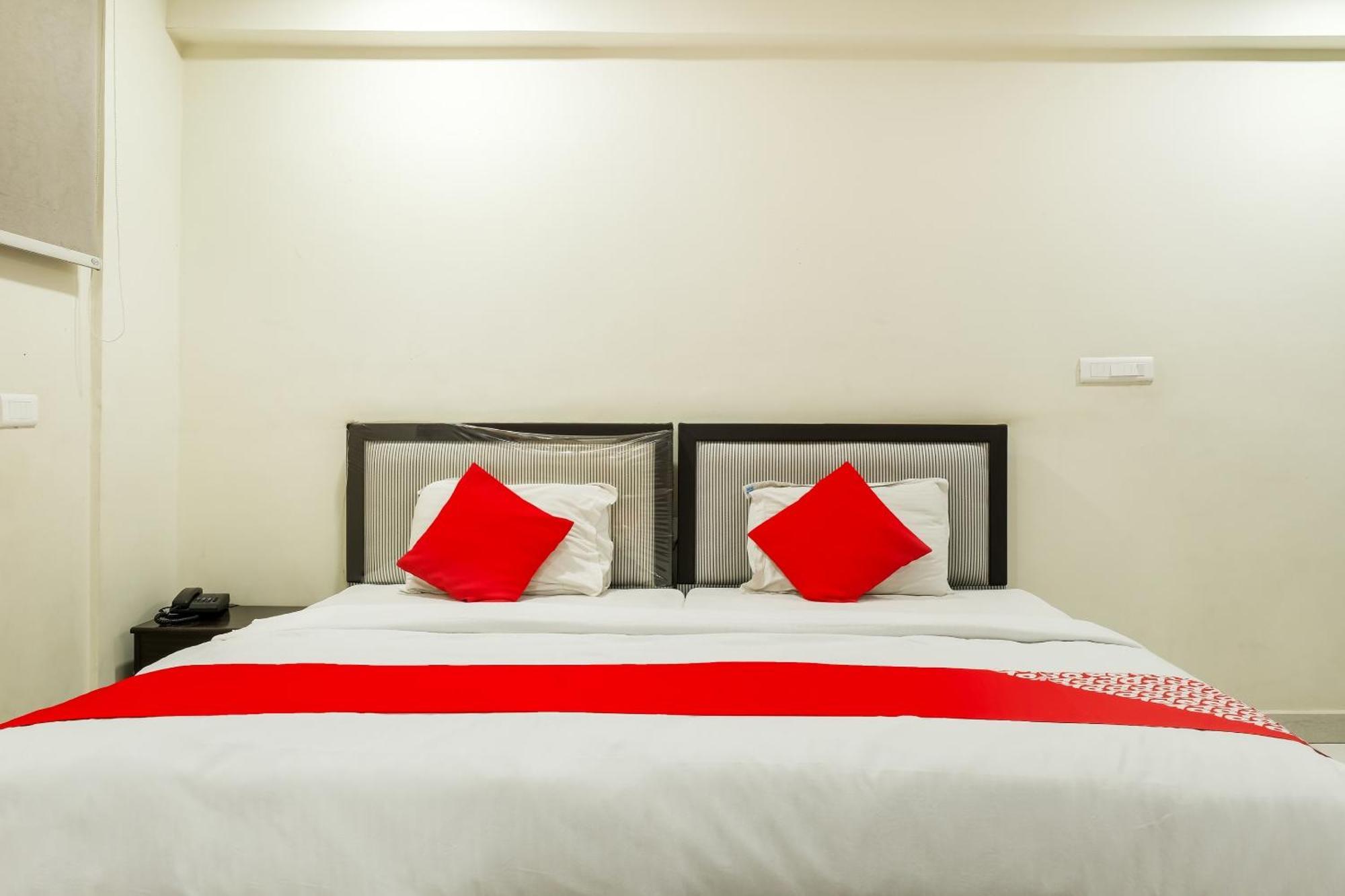 Hotel O Karthikeya Pride Vijayawāda Exterior photo