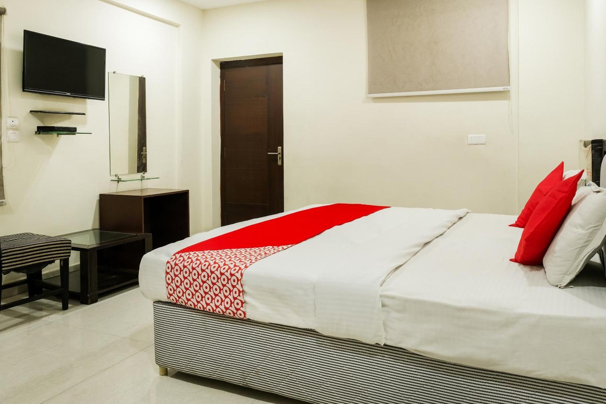Hotel O Karthikeya Pride Vijayawāda Exterior photo
